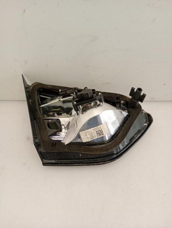 Faro / Fanale Posteriore Interno Destro Opel Crossland 2021 >