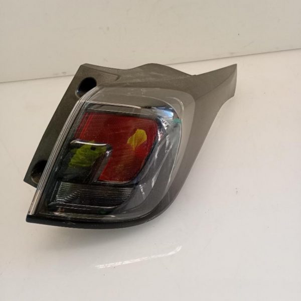 Faro / Fanale Posteriore Destro Opel Crossland 2021 >