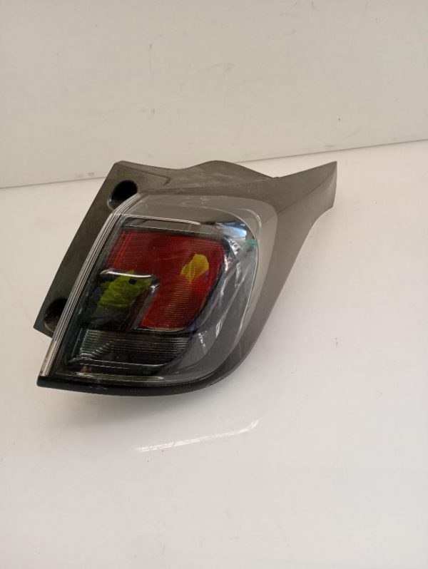 Faro / Fanale Posteriore Destro Opel Crossland 2021 >