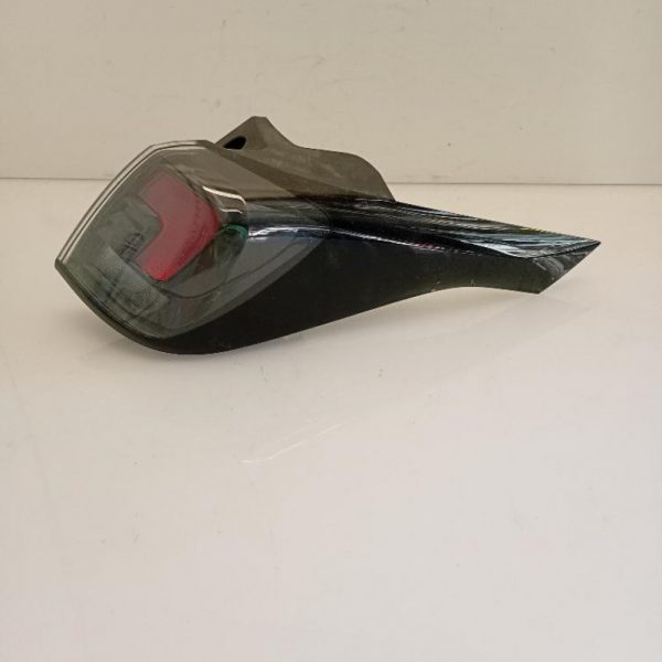 Faro / Fanale Posteriore Destro Opel Crossland 2021 >