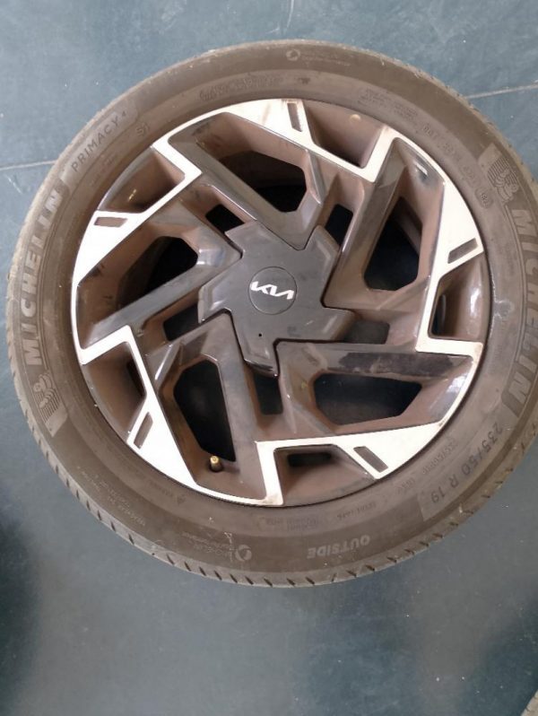 4 Cerchi in lega 19″ originali Kia Sportage 2023