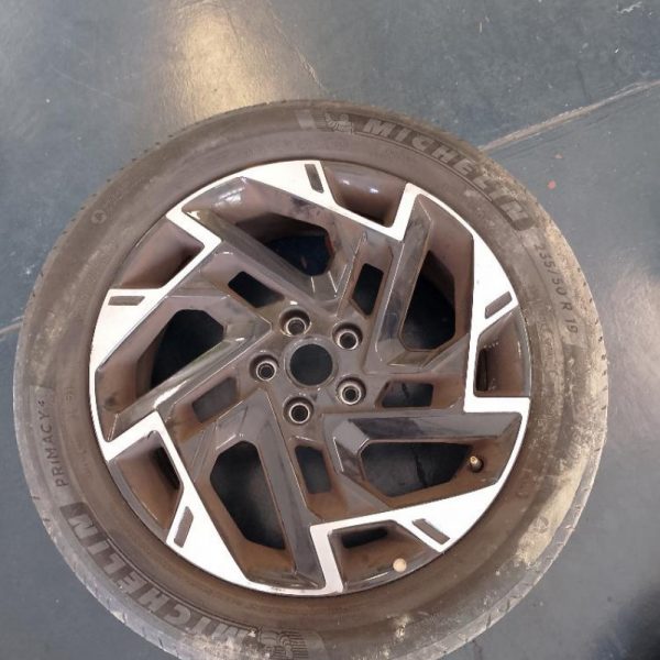 4 Cerchi in lega 19″ originali Kia Sportage 2023
