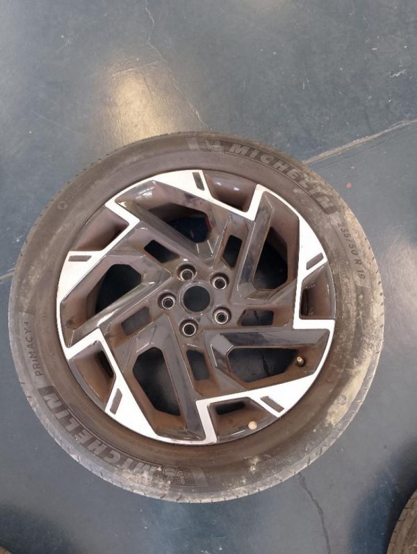 4 Cerchi in lega 19″ originali Kia Sportage 2023