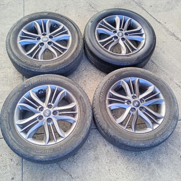 N° 4 Cerchi in Lega R17 Hyundai ix35 2009 – 2013