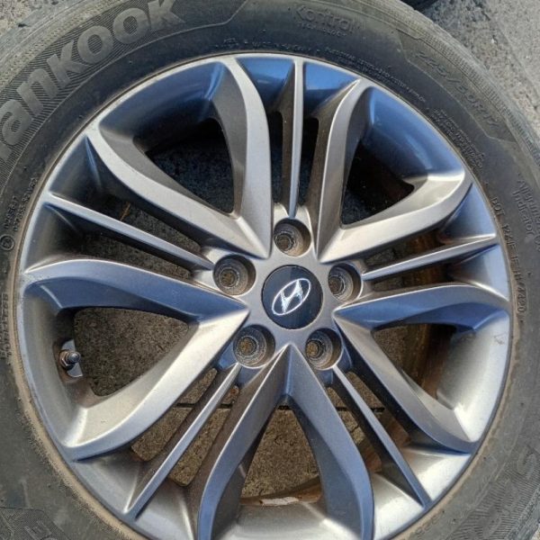 N° 4 Cerchi in Lega R17 Hyundai ix35 2009 – 2013