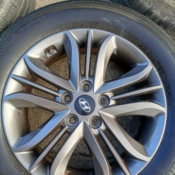 N° 4 Cerchi in Lega R17 Hyundai ix35 2009 – 2013