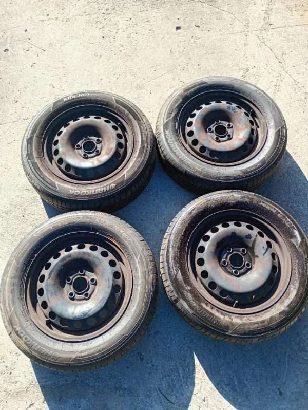 N° 4 Cerchi in Ferro con gomme 185-65-R15 Volkswagen Polo AW 2017 – 2022