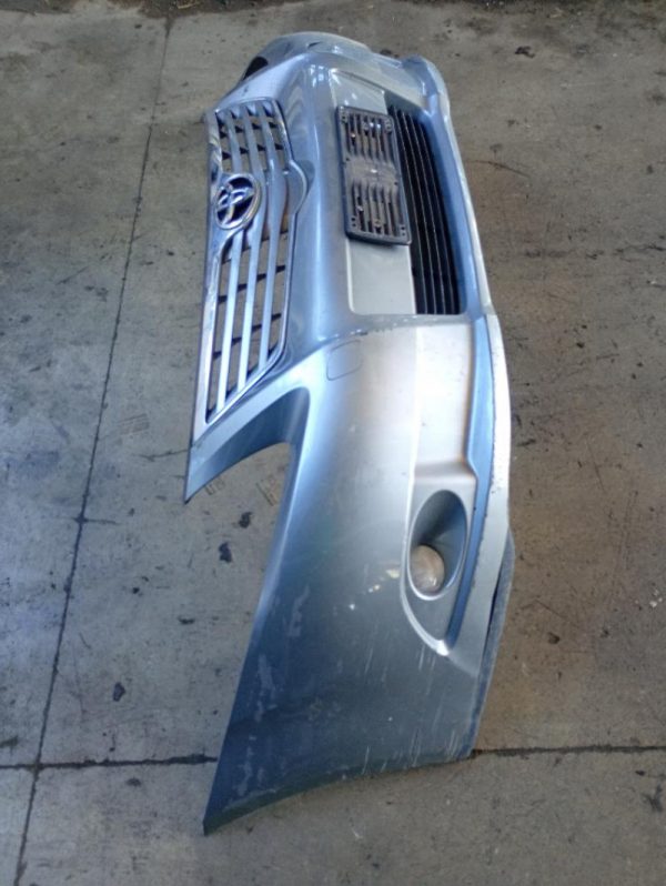 Paraurti Anteriore Toyota Avensis 2009 – 2011