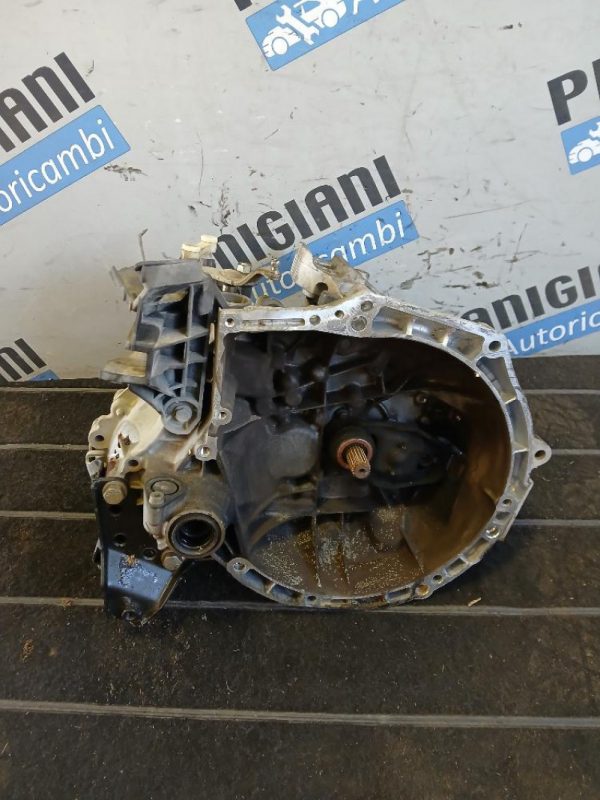 Cambio Peugeot 208 8H01