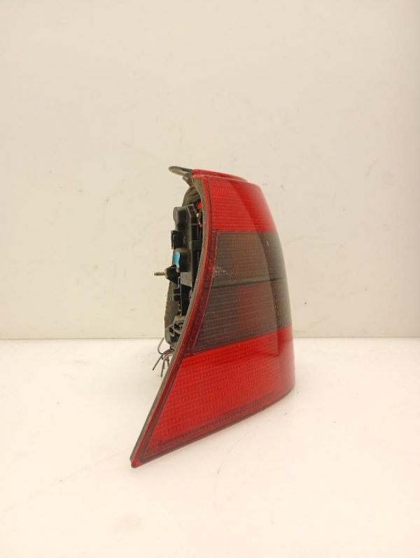 Faro / Fanale Posteriore Sinistro Volkswagen Golf IV 1997 – 2006