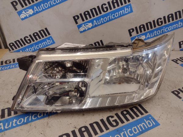 Faro Anteriore Sinistro Fiat Freemont 2011 – 2020