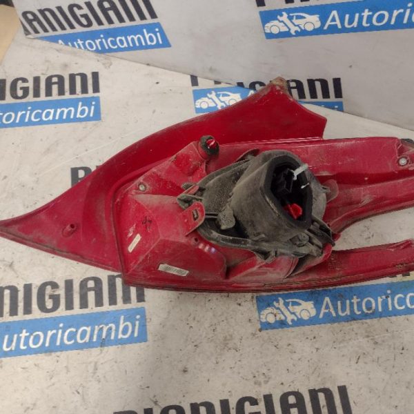 Faro Posteriore Sinistro Peugeot 208 2012 – 2016