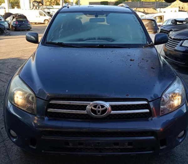 Toyota RAV 4 Anno 2007 | Veicolo Intero | SOLO PER RICAMBI