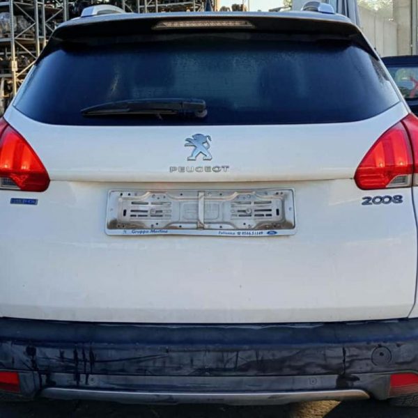 Peugeot 2008 Anno 2015 | Veicolo Intero | SOLO PER RICAMBI
