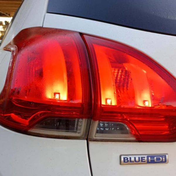 Peugeot 2008 Anno 2015 | Veicolo Intero | SOLO PER RICAMBI