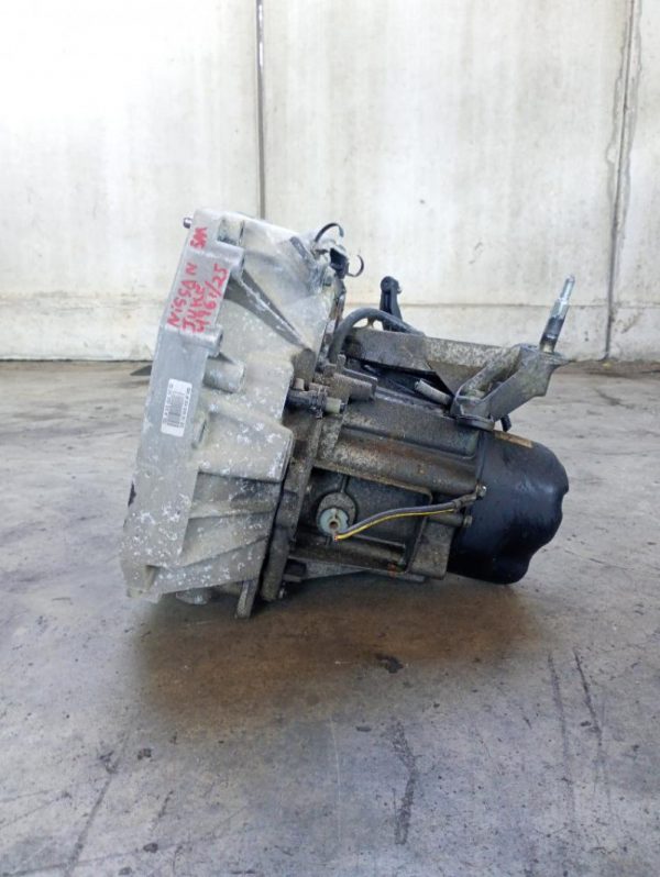 Cambio manuale 5 marce Nissan Juke 1.6 B/GPL 86 KW HR16 2012 – 2020