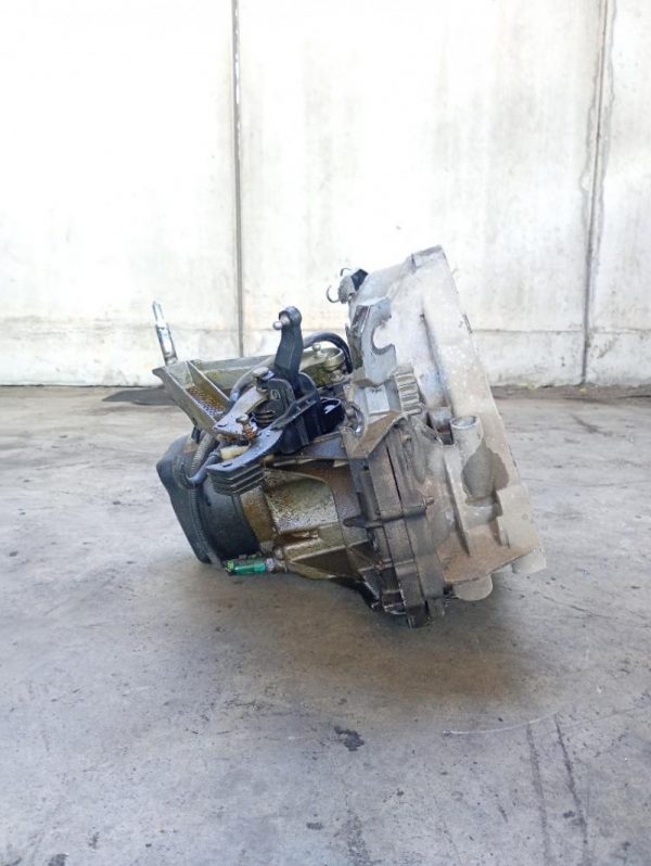 Cambio manuale 5 marce Nissan Juke 1.6 B/GPL 86 KW HR16 2012 – 2020
