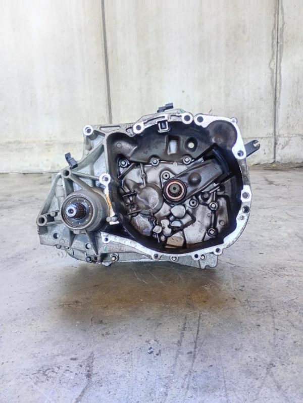 Cambio manuale 5 marce Dacia Sandero 1.2 16V 55 KW D4FF7 2008 – 2012