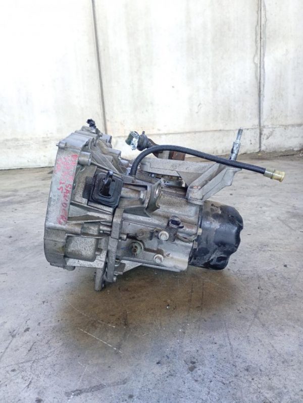 Cambio manuale 5 marce Dacia Sandero 1.2 16V 55 KW D4FF7 2008 – 2012
