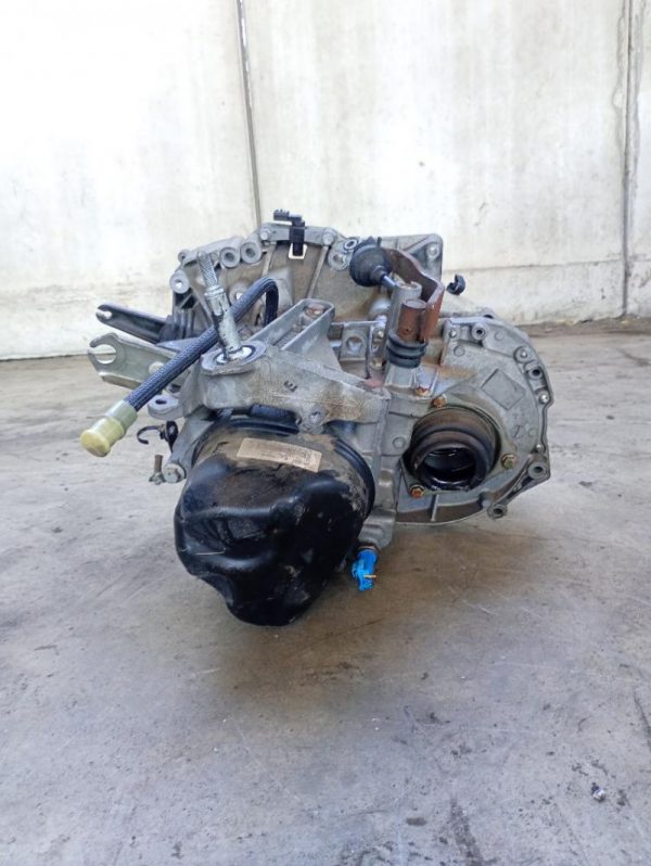 Cambio manuale 5 marce Dacia Sandero 1.2 16V 55 KW D4FF7 2008 – 2012