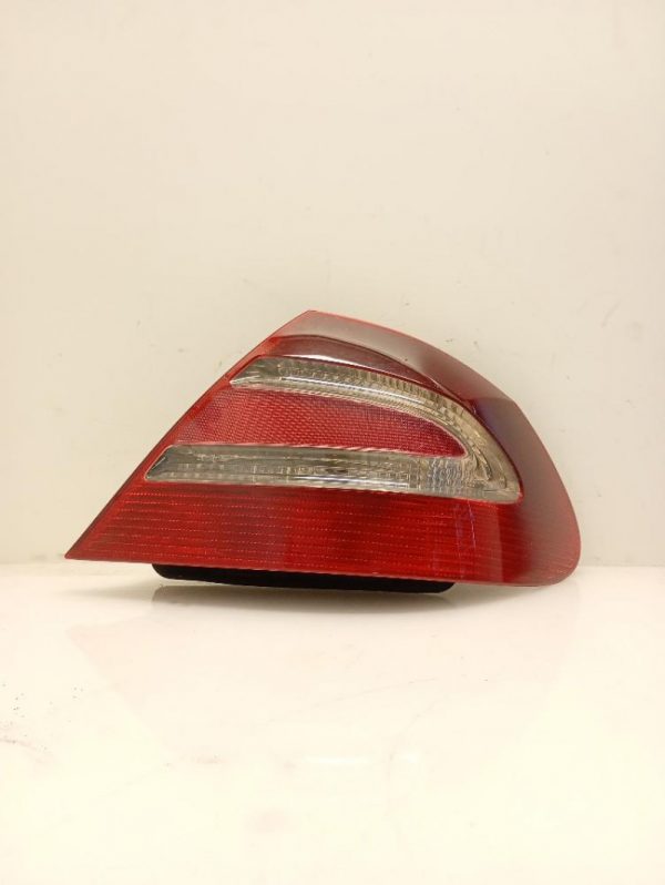Faro / Fanale Posteriore Destro Mercedes-Benz CLK 2002 – 2005
