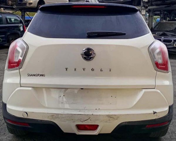 SsangYong Tivoli Anno 2015 | Veicolo Intero | SOLO PER RICAMBI