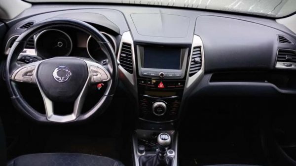 SsangYong Tivoli Anno 2015 | Veicolo Intero | SOLO PER RICAMBI