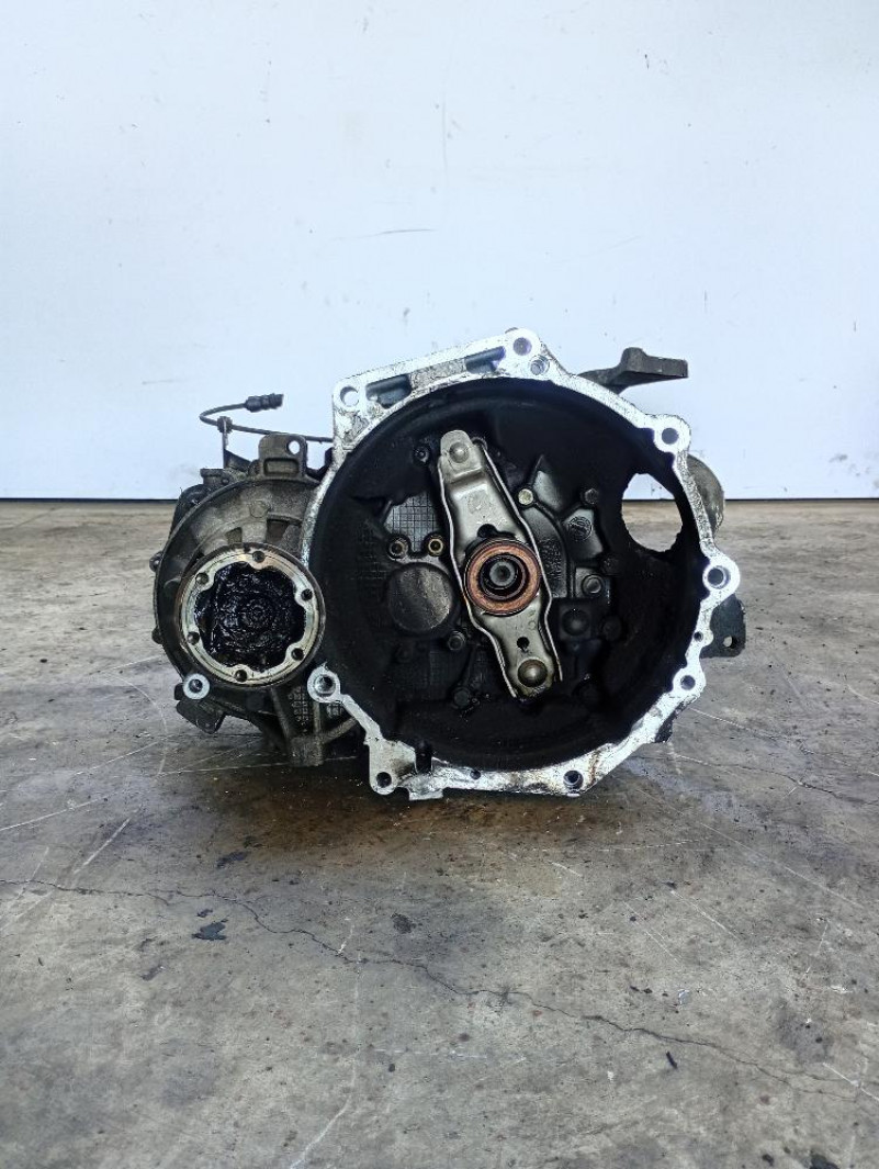 Cambio manuale 6 marce Volkswagen Touran 1.9 TDi 77 KW BKC 2003 – 2006