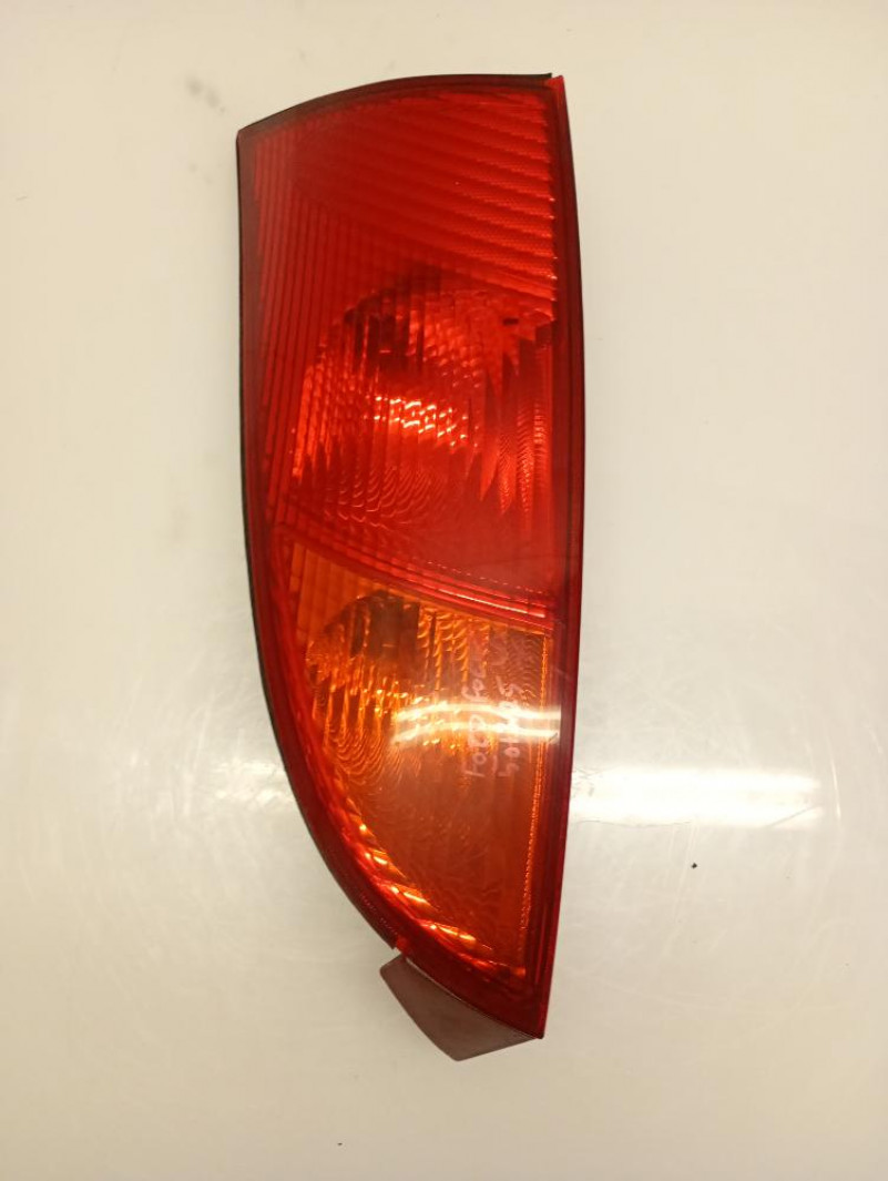 Faro / Fanale Posteriore Sinistro Ford Focus 1998 – 2005