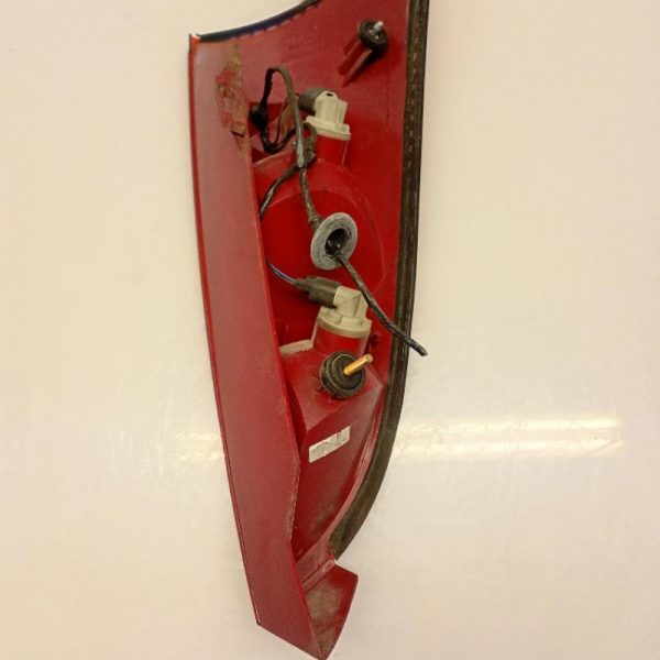 Faro / Fanale Posteriore Sinistro Ford Focus 1998 – 2005