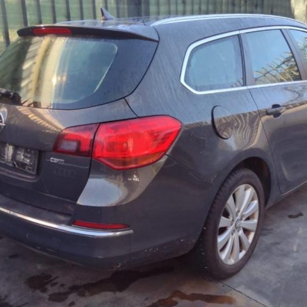 Opel Astra J | Veicolo Intero | SOLO PER RICAMBI