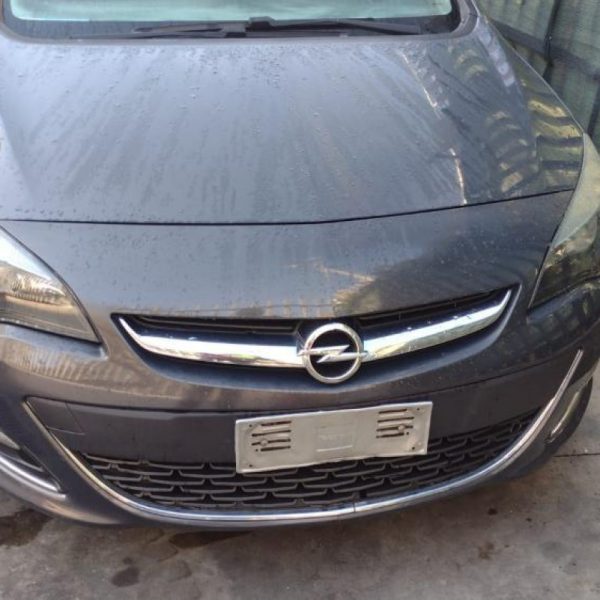 Opel Astra J | Veicolo Intero | SOLO PER RICAMBI