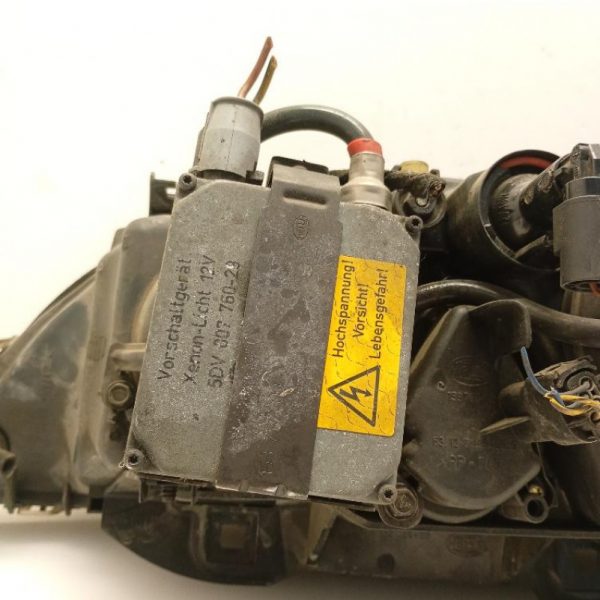 Faro / Fanale / Proiettore Anteriore Destro Xenon BMW Serie 5 SW E39 Restyling 2000 – 2004