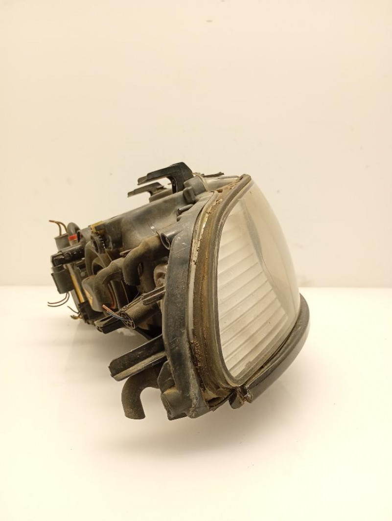 Faro / Fanale / Proiettore Anteriore Destro Xenon BMW Serie 5 SW E39 Restyling 2000 – 2004