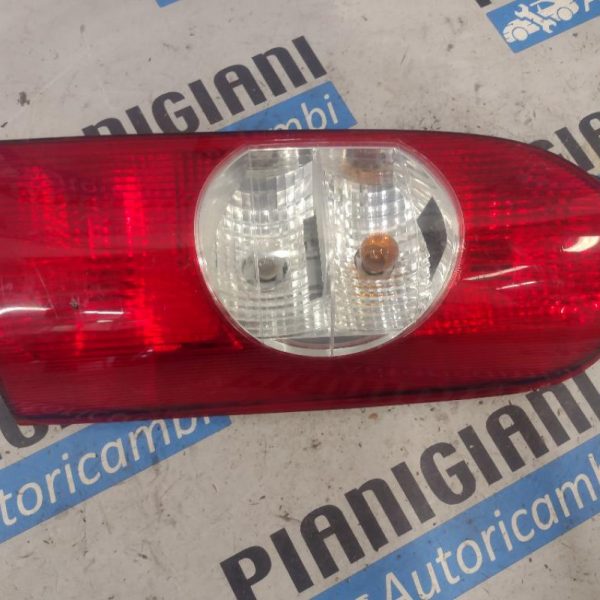 Faro Posteriore Destro Renault Master 2010
