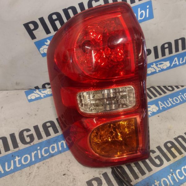 Faro Posteriore Sinistro Toyota Rav4 2003 – 2006
