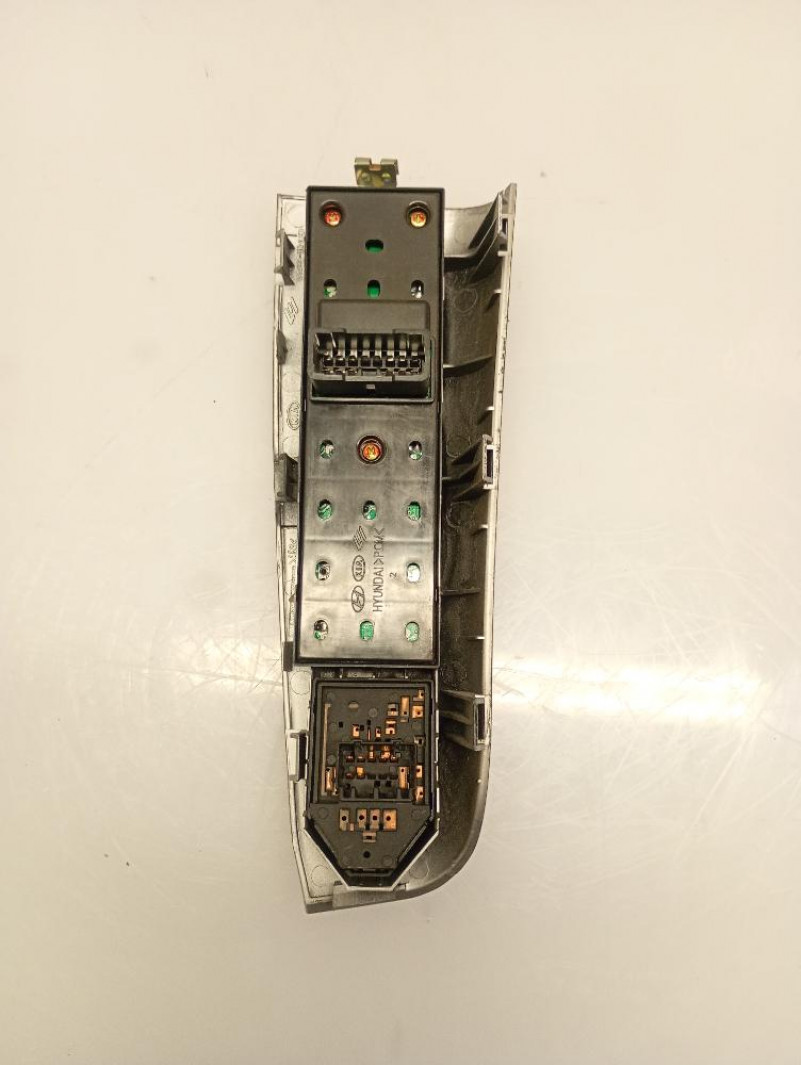 Pulsantiera Anteriore Sinistra Kia Sportage 2004 – 2010