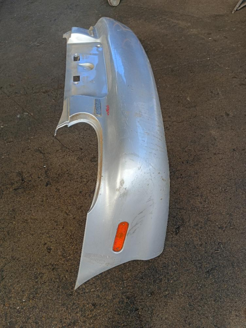 Paraurti posteriore Mazda MX-5 1998 – 2000