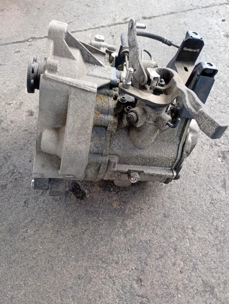 Cambio manuale 5 marce Volkswagen Polo 1.2 Benzina 16V – 47Kw – 64Cv  2005 – 2009