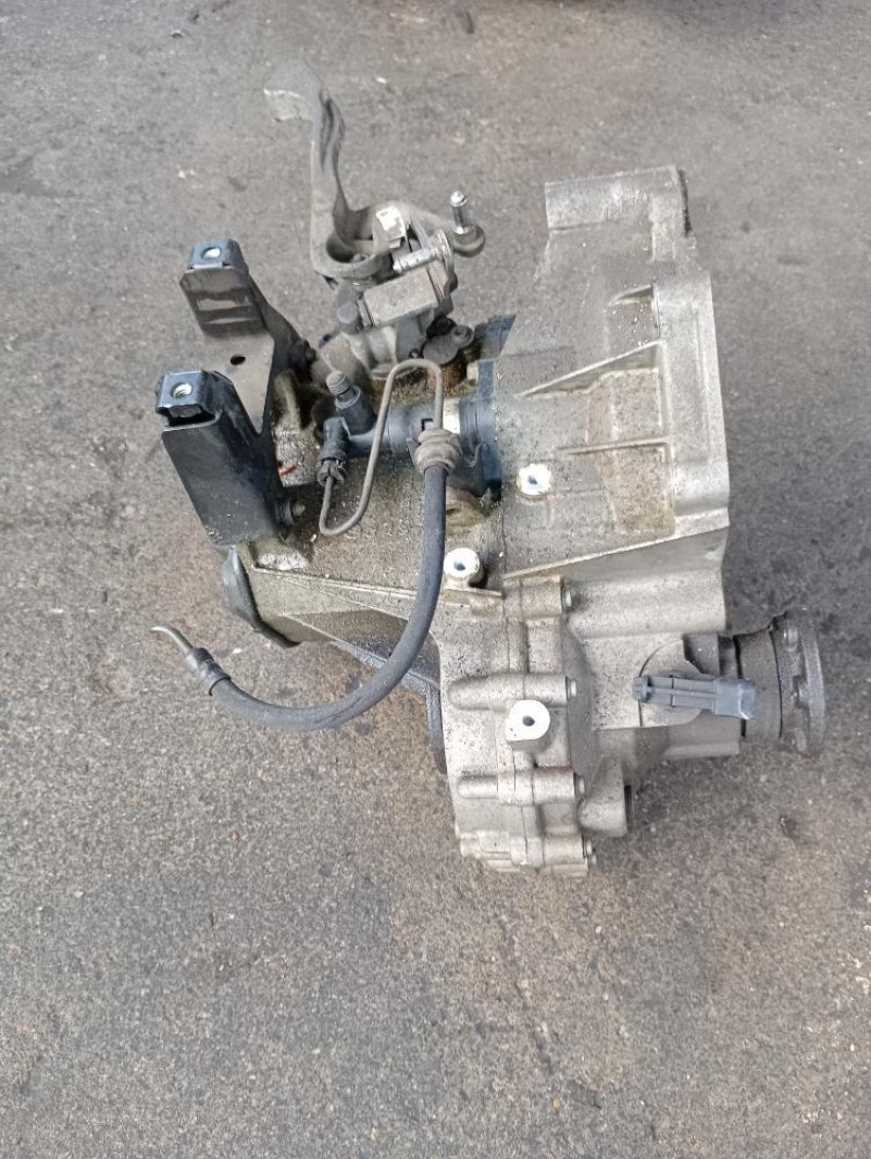 Cambio manuale 5 marce Volkswagen Polo 1.2 Benzina 16V – 47Kw – 64Cv  2005 – 2009