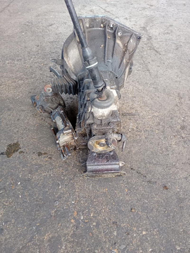 Cambio manuale 6 marce Iveco Daily 2.5 Diesel – 76Kw – 103Cv  1992 – 1996