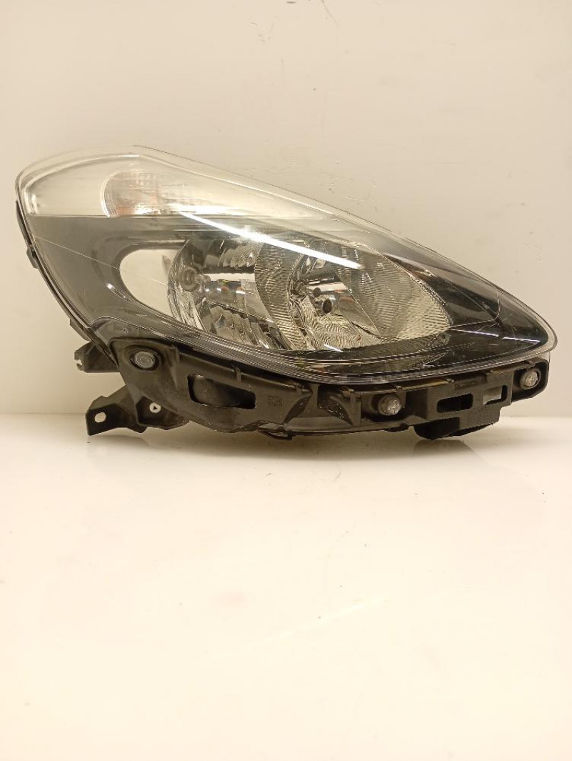 Faro / Fanale / Proiettore Anteriore destro Renault Clio 2009 – 2012