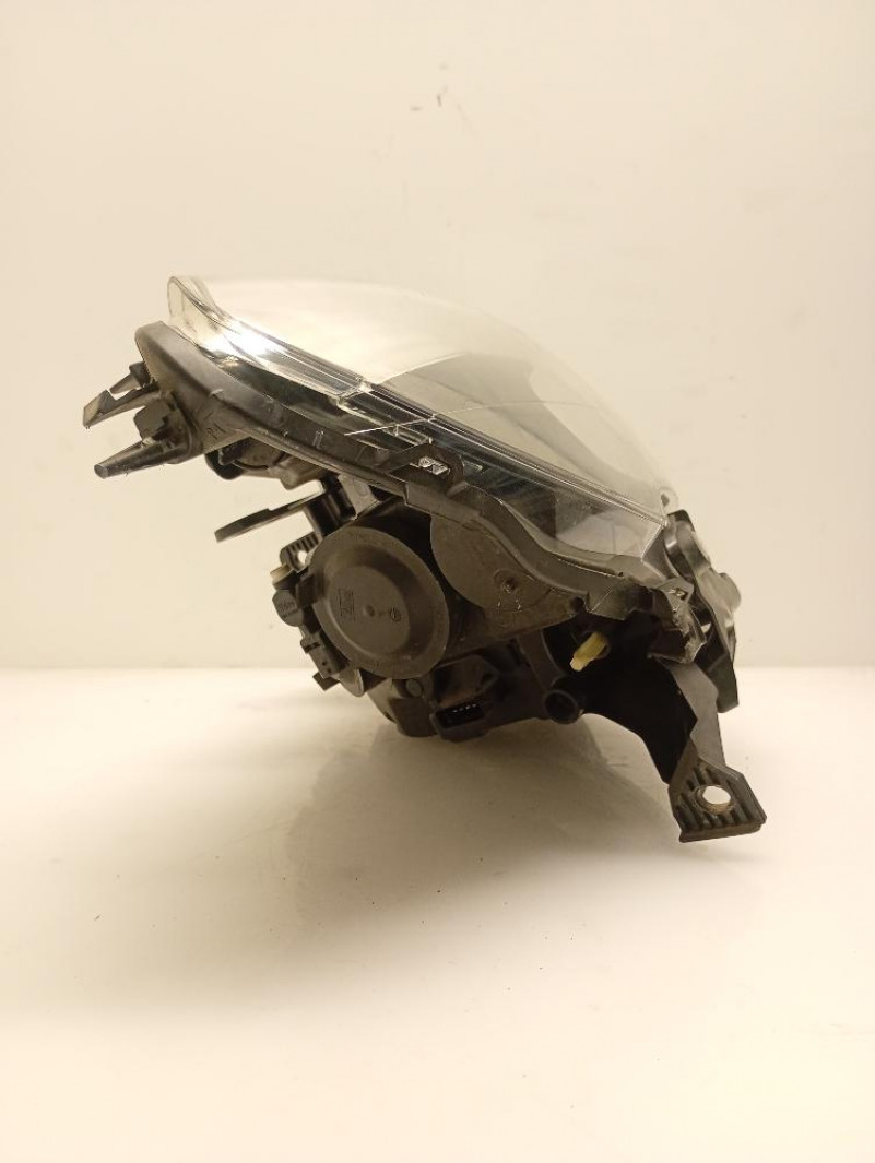 Faro / Fanale / Proiettore Anteriore destro Renault Clio 2009 – 2012