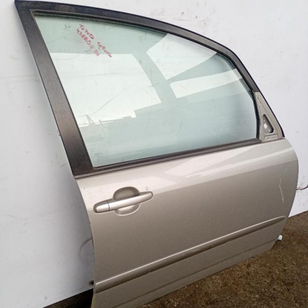 Porta / Portiera Anteriore Destra Toyota Corolla Verso 5p 2002 – 2004
