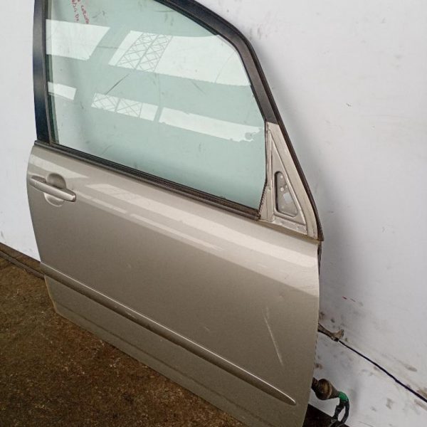 Porta / Portiera Anteriore Destra Toyota Corolla Verso 5p 2002 – 2004