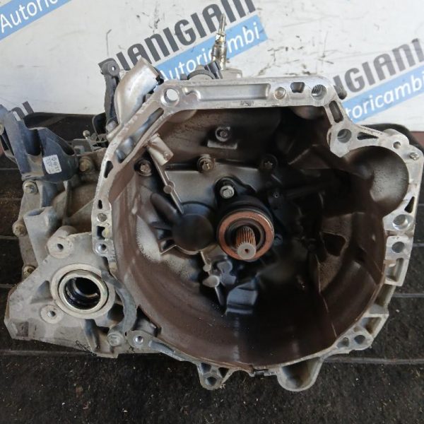 Cambio Nissan Micra B4D