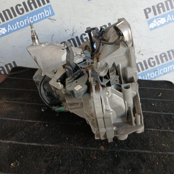 Cambio Nissan Micra B4D