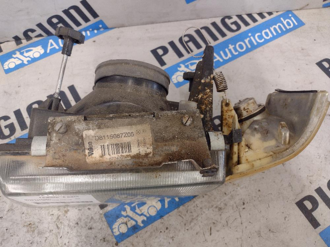 Faro / Fanale / Proiettore Piaggio Porter Sinistro 2008