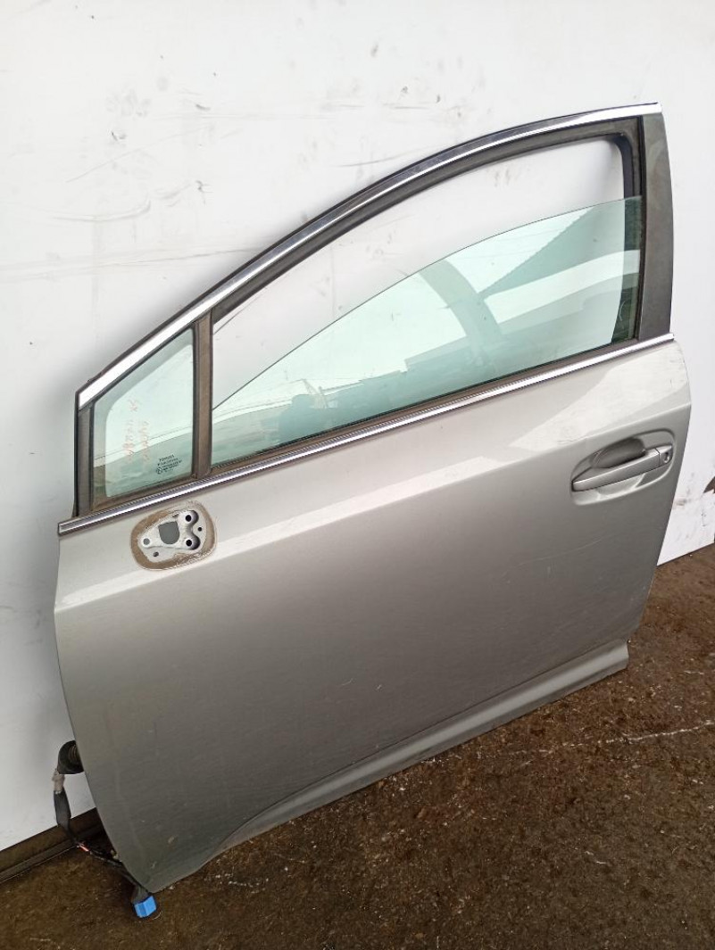 Porta / Portiera Anteriore Sinistra Toyota Avensis 5p 2009 – 2011