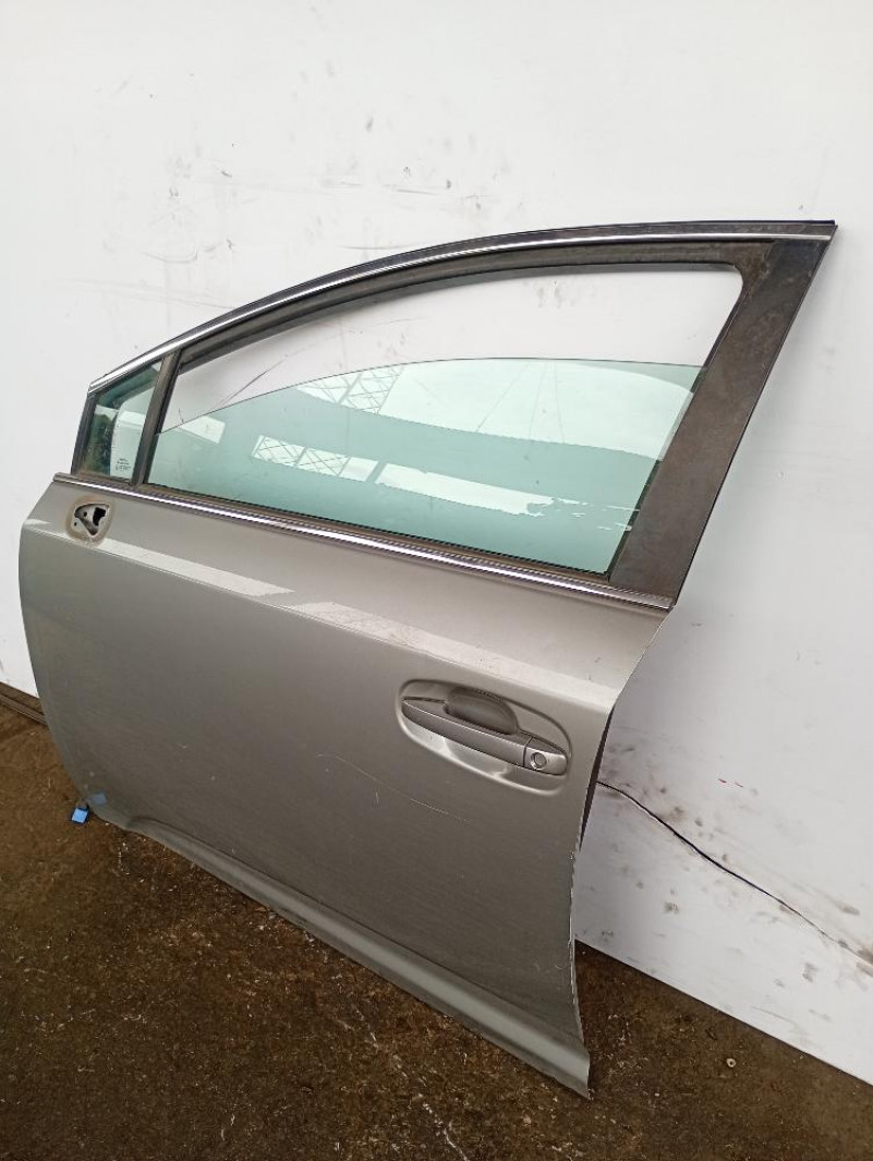 Porta / Portiera Anteriore Sinistra Toyota Avensis 5p 2009 – 2011
